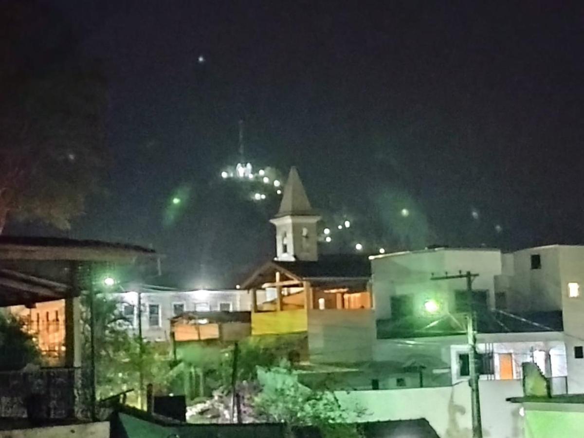 سانتا ريتا دي جاكوتينجا Pousada Hospedaria Santa Clara المظهر الخارجي الصورة